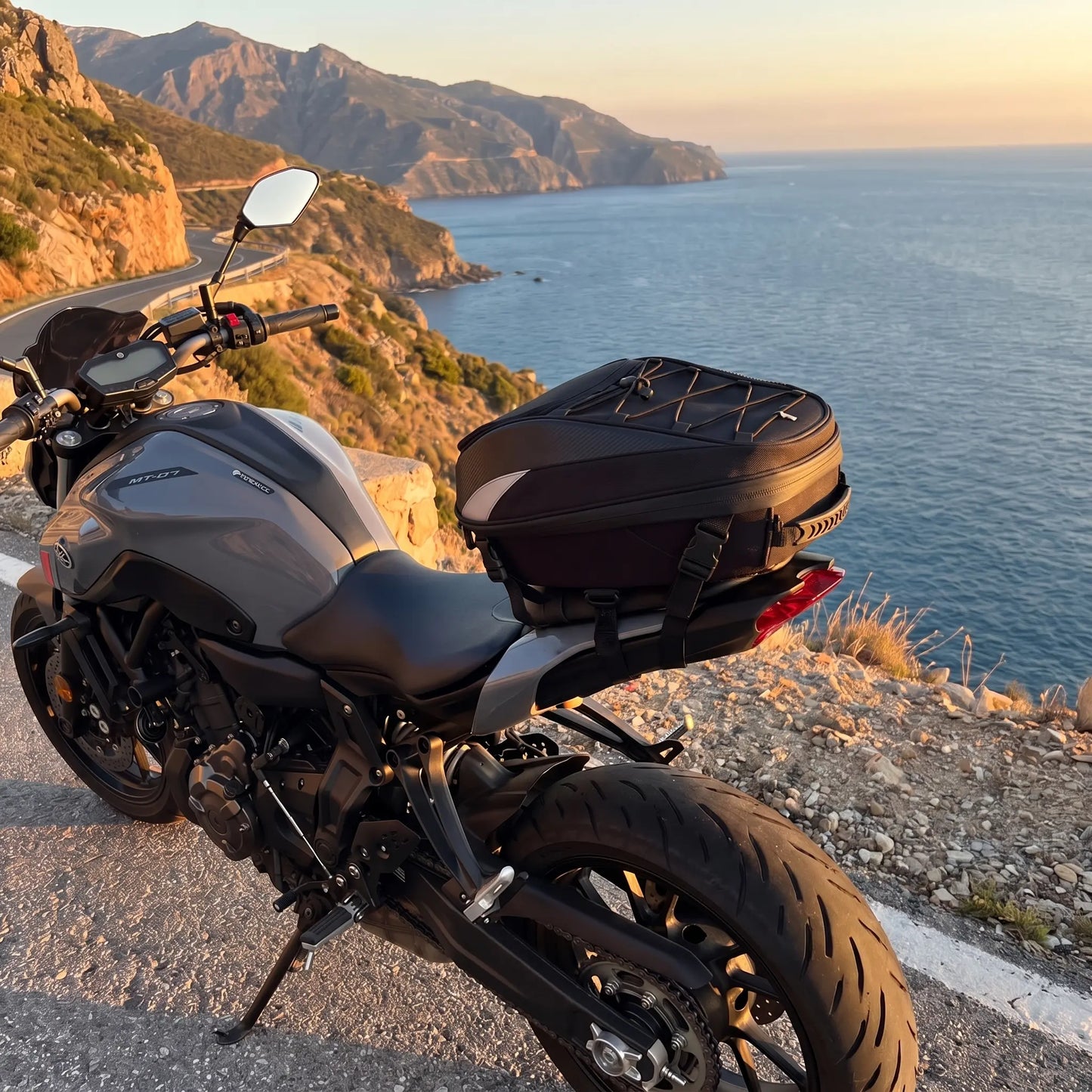 RidePack™ - La Borsa Moto 3 in 1 per Ogni Avventura